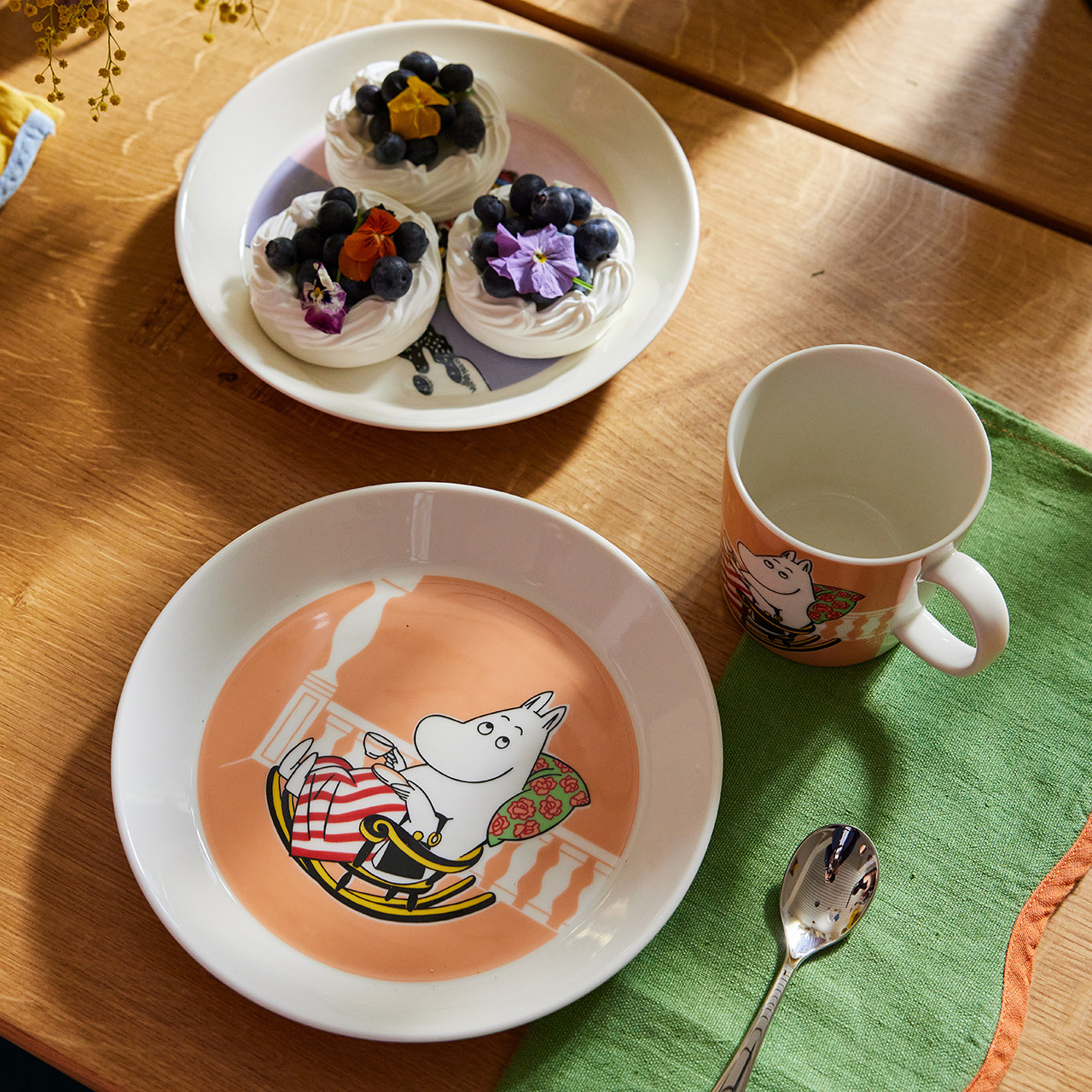 1057215_Moomin_moomin-plate-19cm-moominmamma-marmelade_02.jpg