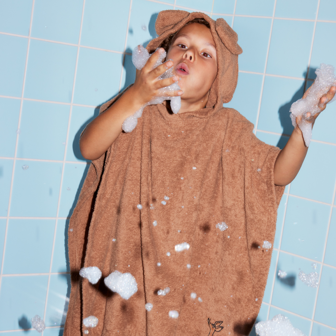 1069905_Moomin_moomin-bath-poncho-Sniff_02.jpg