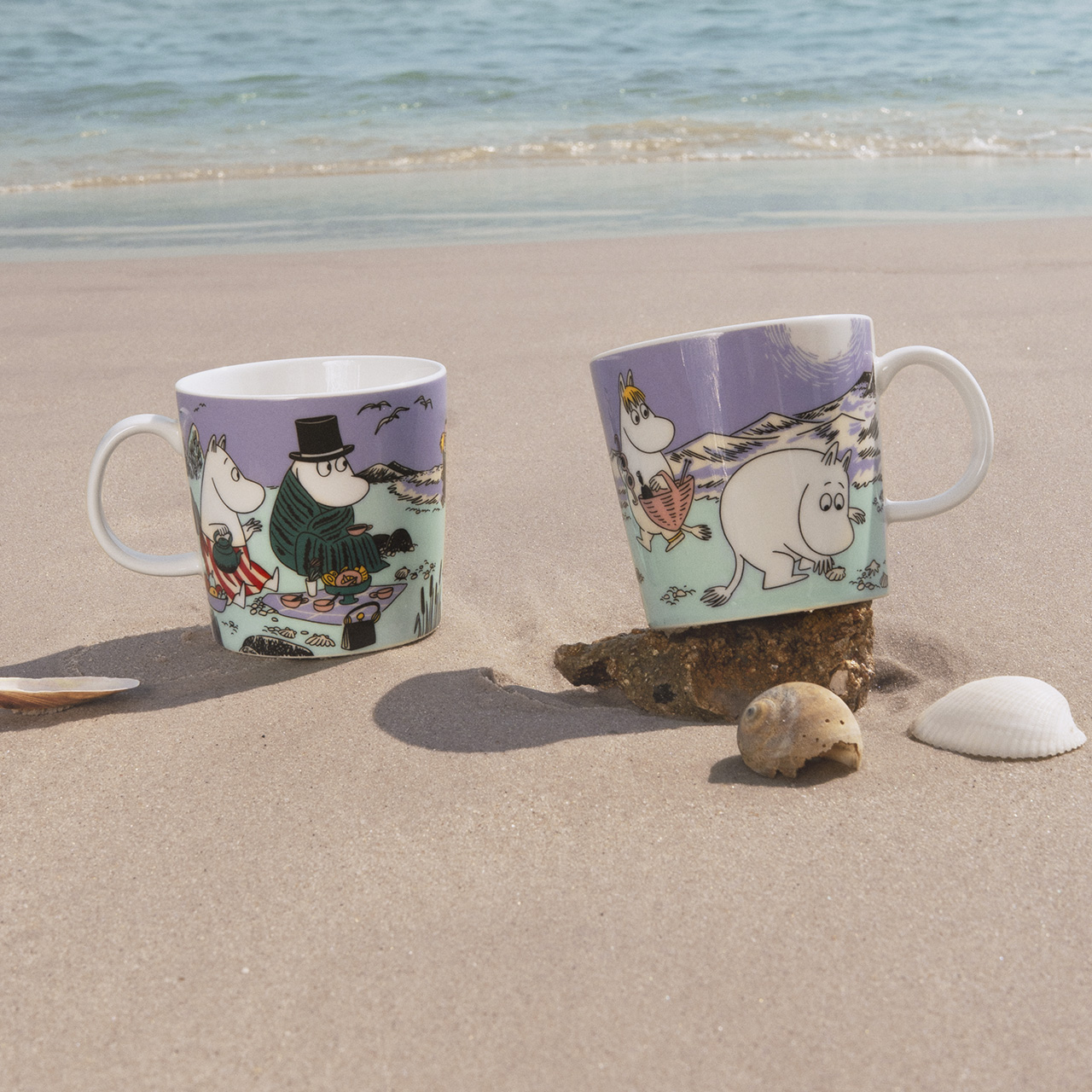 1076298_Moomin_mug_0,3L_Beach_Day_3.jpg