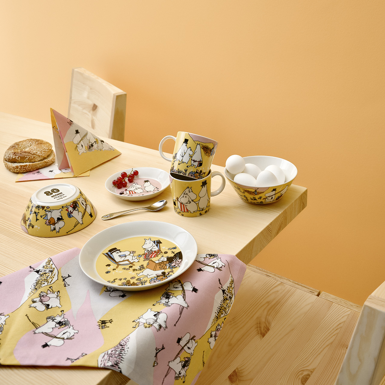 1076310_Moomin_k.tw_50x70cm_Family_Time_GOTS_2.jpg
