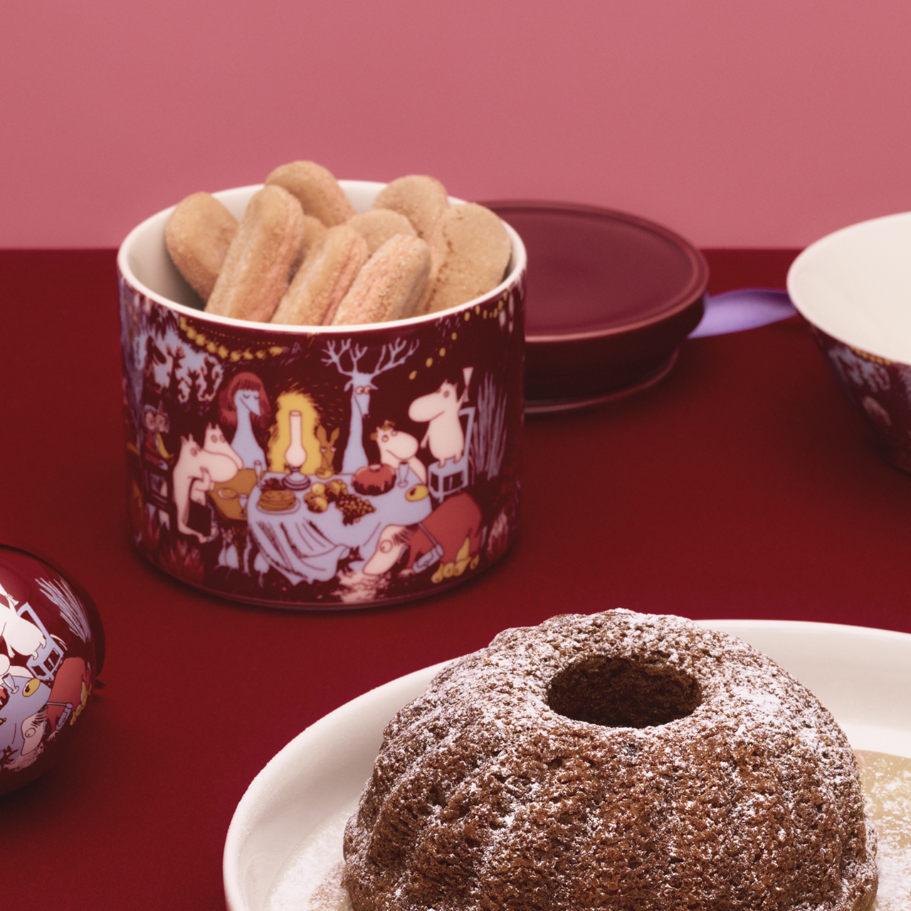 1079551_Moomin_jar_0,7L_Festive Moments_lifestyle_4.jpg