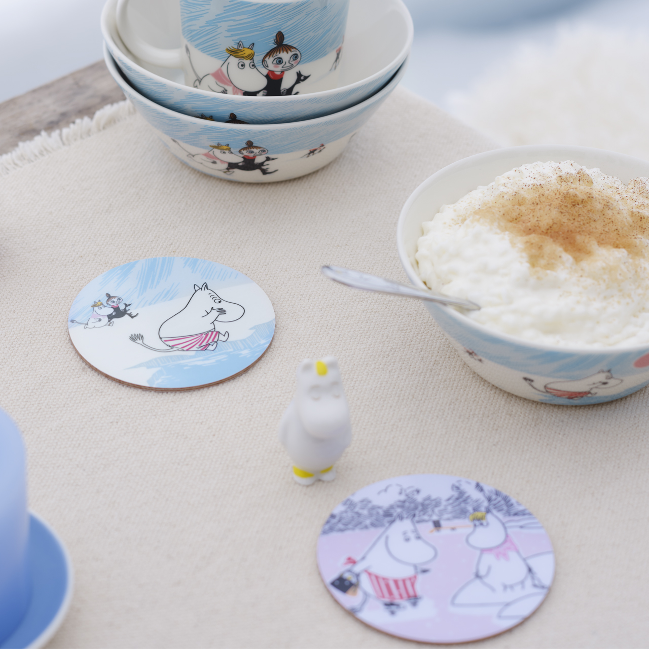 1079658_Moomin_coasters_Ice_Swimming_3.jpg