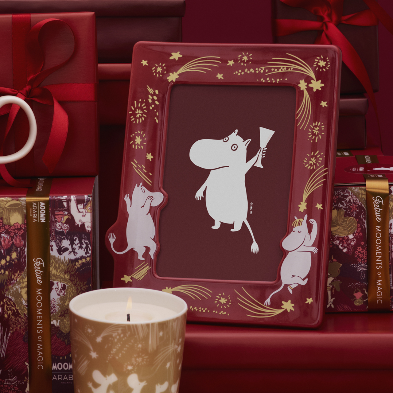 1080888_Moomin_photo_frame_100x150mm_Festive_M_lifestyle_3.jpg