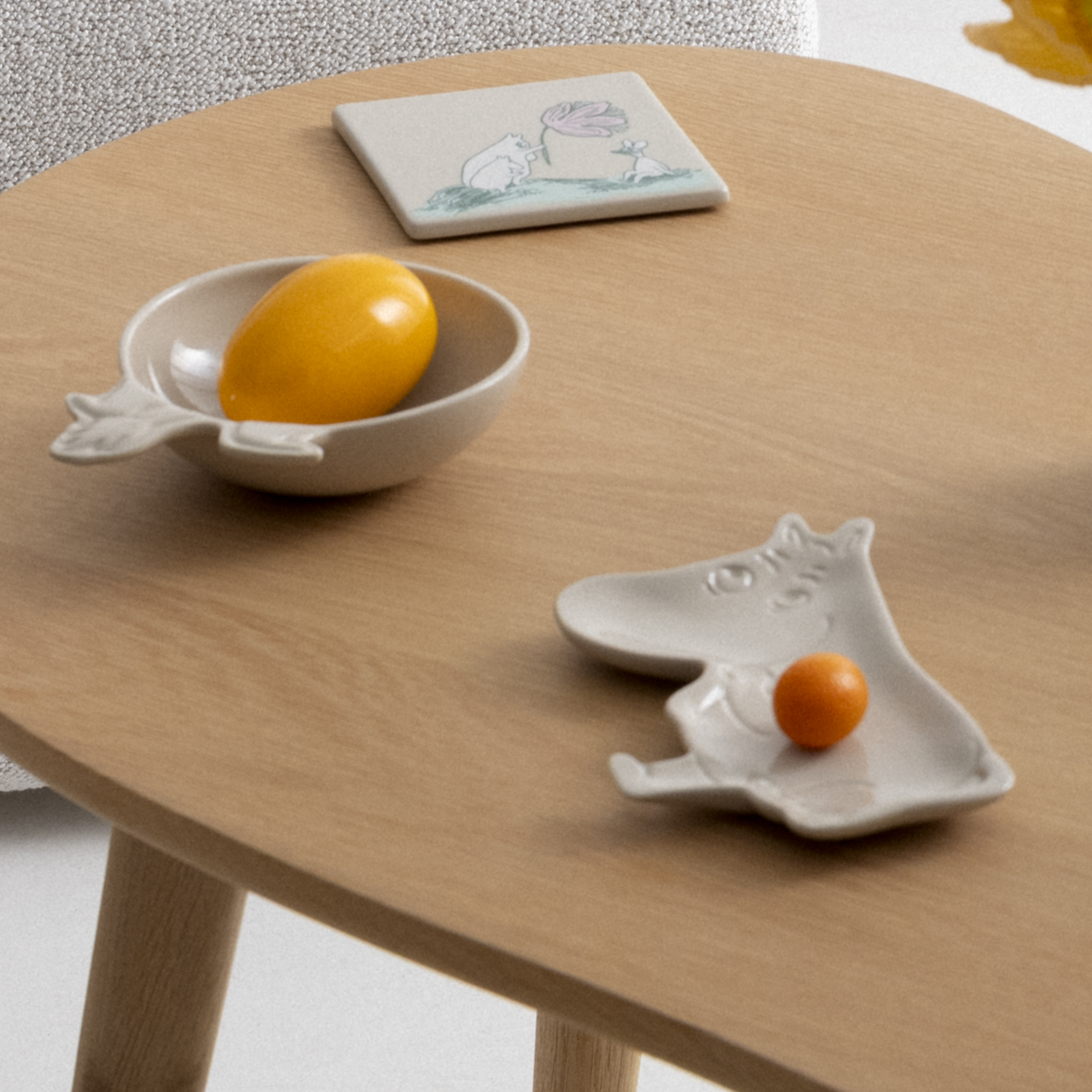 1082507_Moomin_bowl_120mm_Moomintroll_recir_lifestyle.jpg