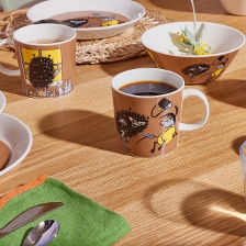 1062212_Moomin_moomin-mug-0,3L-stinky-in-action_03.jpg