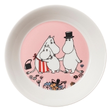 1076291_Moomin_saucer_15cm_Family_Time_1.jpg