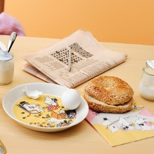 1076296_Moomin_paper_napkin_33cm_Family_Time_3.jpg