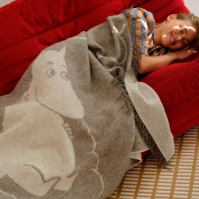 1077452_Moomin wool throw 170x130 Cloud_2.jpg